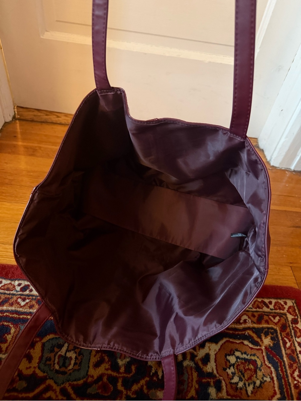 Classic Women’s Tote Bag in Deep Wine - Picture 3 of 3